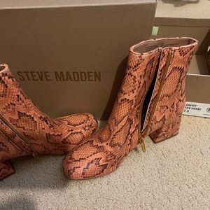 Steve Madden booties